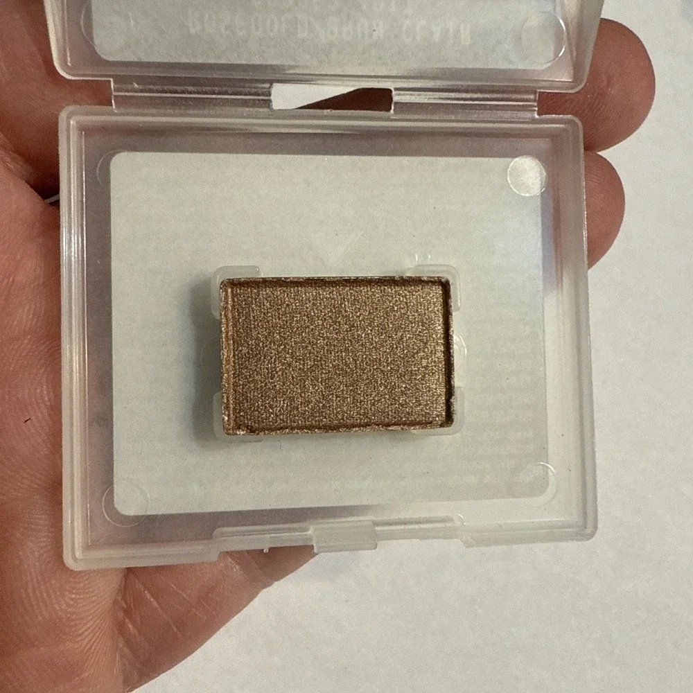 Mary Kay Mineral Eye Color Eye Shadow RoseGold 068252 New Discontinued Rose Gold